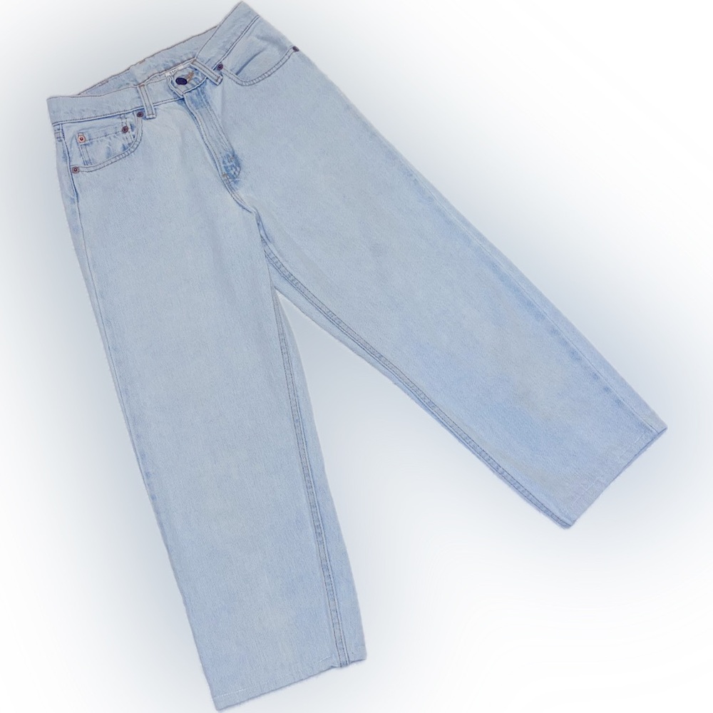 Levi’s 560 loose fit straight leg 100% cotton cropped light wash jeans